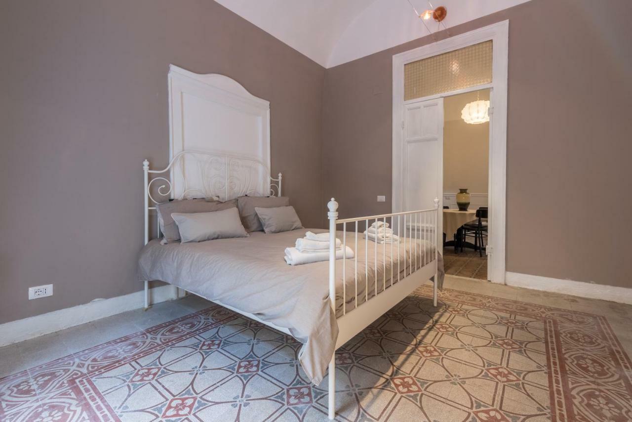 Qasr Home Beautiful Apartment In Palermo Exterior foto